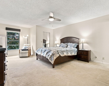 7290 Kinghurst Drive - Photo Thumbnail 11