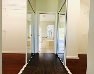 14917 Tangelo Boulevard - Photo Thumbnail 29