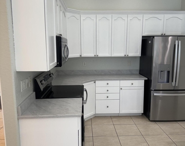 14917 Tangelo Boulevard - Photo Thumbnail 25