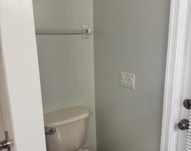 14917 Tangelo Boulevard - Photo Thumbnail 17