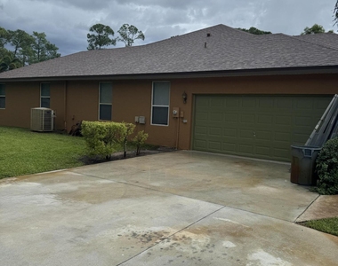 14917 Tangelo Boulevard - Photo Thumbnail 46