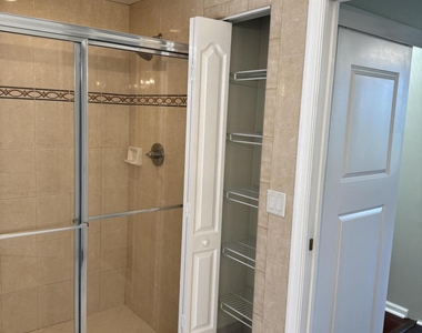 14917 Tangelo Boulevard - Photo Thumbnail 37