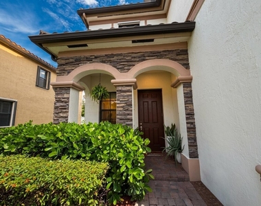 15503 Sw 40th Street - Photo Thumbnail 3