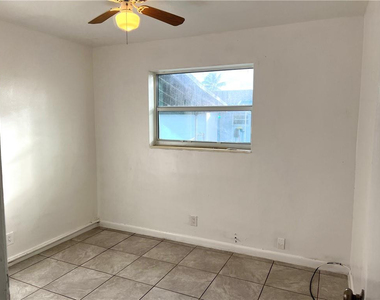 4340 Nw 59th Court - Photo Thumbnail 10