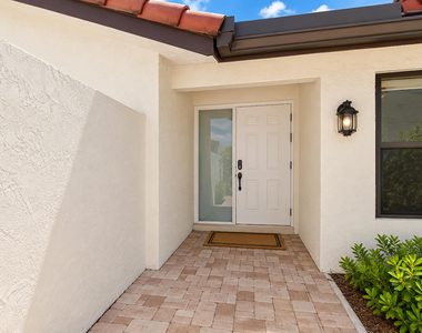 21460 Laguna Drive - Photo Thumbnail 4