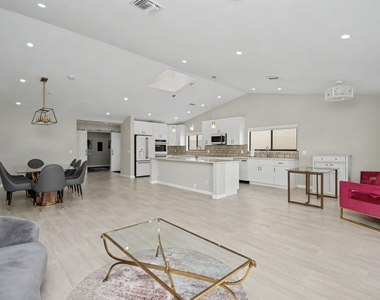 21460 Laguna Drive - Photo Thumbnail 24