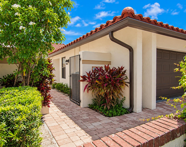 21460 Laguna Drive - Photo Thumbnail 2