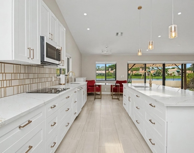 21460 Laguna Drive - Photo Thumbnail 9