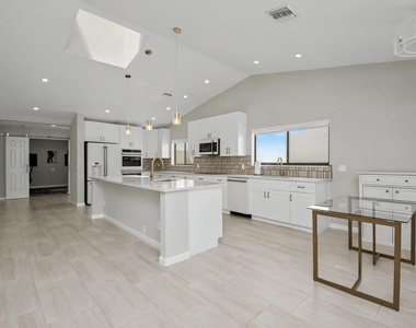 21460 Laguna Drive - Photo Thumbnail 11