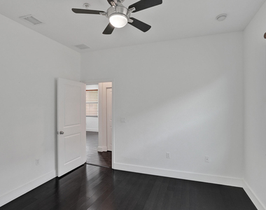 12662 Nw 32nd Place - Photo Thumbnail 18