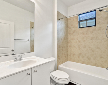 12662 Nw 32nd Place - Photo Thumbnail 23