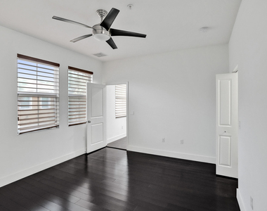 12662 Nw 32nd Place - Photo Thumbnail 10