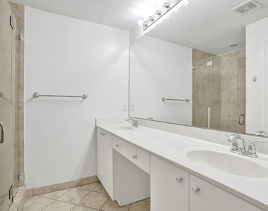 12662 Nw 32nd Place - Photo Thumbnail 13