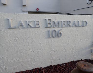 106 Lake Emerald Drive - Photo Thumbnail 17