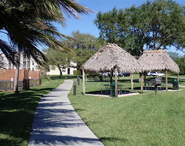 106 Lake Emerald Drive - Photo Thumbnail 21