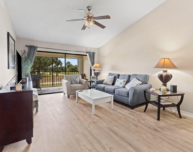 1502 Pinecrest Circle - Photo Thumbnail 12