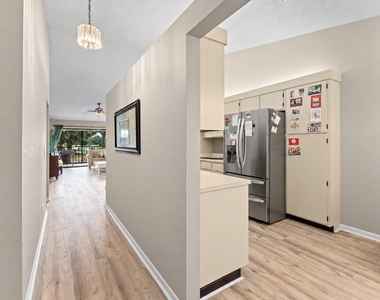 1502 Pinecrest Circle - Photo Thumbnail 4