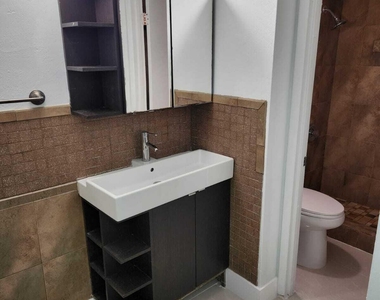 8801 W Flagler Street - Photo Thumbnail 7