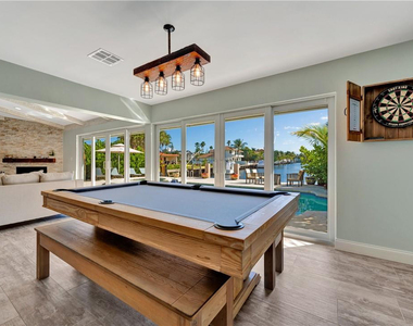2711 Boone Drive - Photo Thumbnail 7