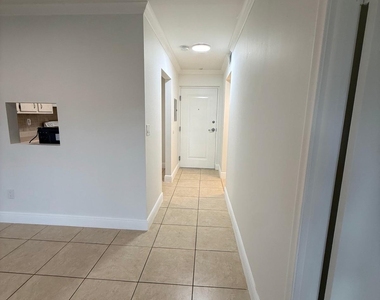 7732 Camino Real - Photo Thumbnail 2