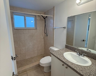 7732 Camino Real - Photo Thumbnail 8