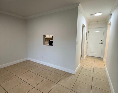7732 Camino Real - Photo Thumbnail 3