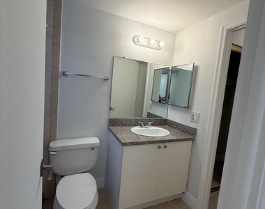 7732 Camino Real - Photo Thumbnail 7