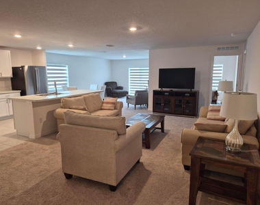 2328 Bimini Avenue Sw - Photo Thumbnail 3