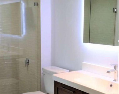 3000 Coral Way - Photo Thumbnail 10
