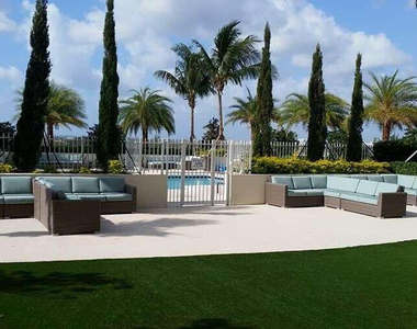 3000 Coral Way - Photo Thumbnail 17