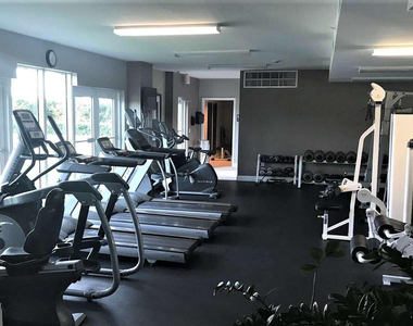 3000 Coral Way - Photo Thumbnail 16