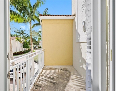 4980 Nw 15th Avenue - Photo Thumbnail 18