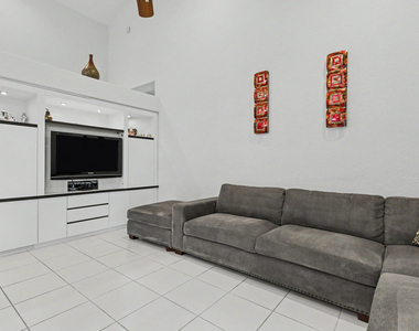 6219 Evian Place - Photo Thumbnail 26