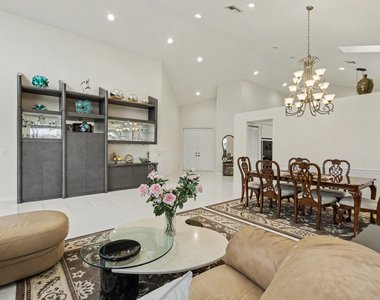 6219 Evian Place - Photo Thumbnail 10