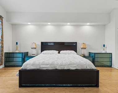 6219 Evian Place - Photo Thumbnail 31