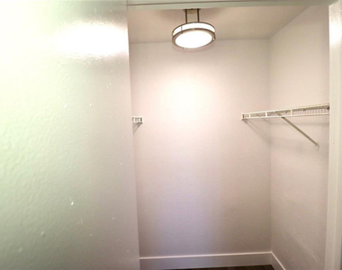 8121 Sw 21st Court - Photo Thumbnail 19