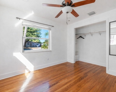 3914 Serubi Avenue - Photo Thumbnail 10