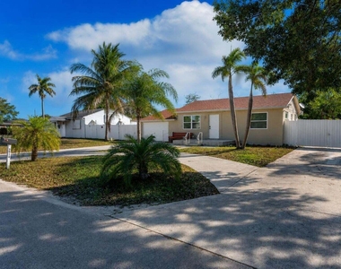 3914 Serubi Avenue - Photo Thumbnail 1