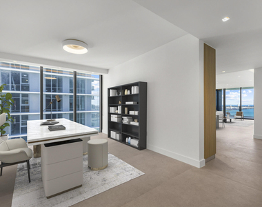 700 Ne 24th Street - Photo Thumbnail 5