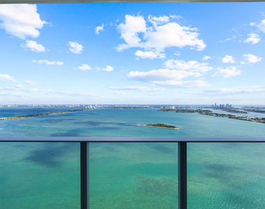 700 Ne 24th Street - Photo Thumbnail 57