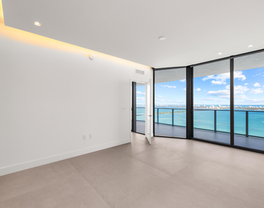 700 Ne 24th Street - Photo Thumbnail 25