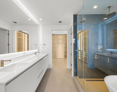 700 Ne 24th Street - Photo Thumbnail 28