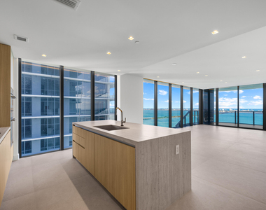700 Ne 24th Street - Photo Thumbnail 7