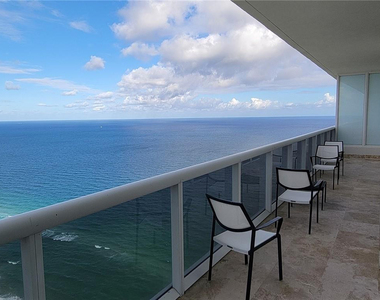 1830 S Ocean Drive - Photo Thumbnail 14