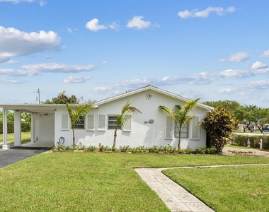 651 Oak Street - Photo Thumbnail 10