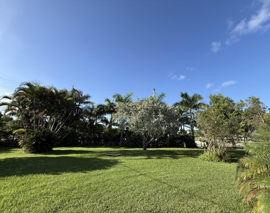 651 Oak Street - Photo Thumbnail 11