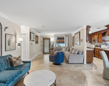 707 Sw 3rd Avenue - Photo Thumbnail 11