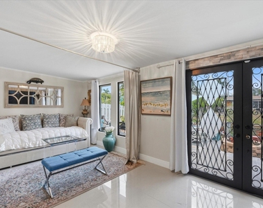 707 Sw 3rd Avenue - Photo Thumbnail 17
