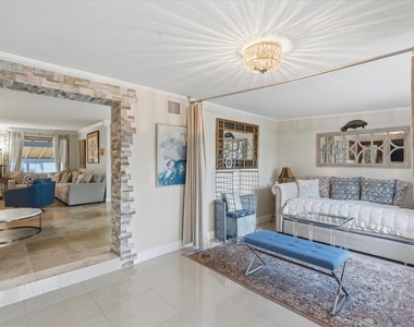 707 Sw 3rd Avenue - Photo Thumbnail 18