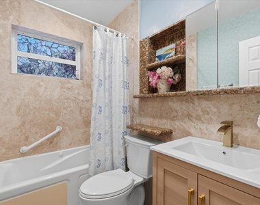 707 Sw 3rd Avenue - Photo Thumbnail 15